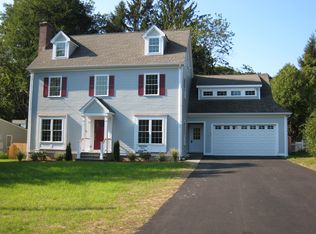 141 University Dr, Fairfield, CT 06824