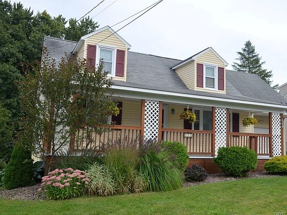 2nd image of 119 Cook Dr