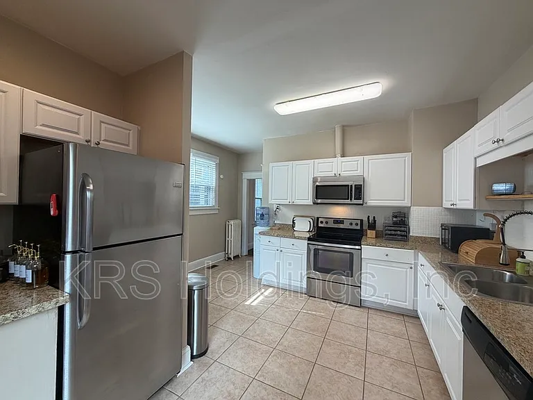 212 Maryland Ave — Photo 10
