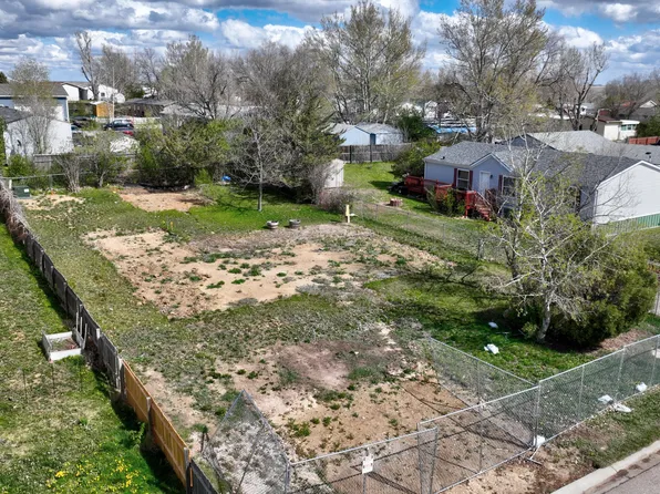 2301 Jane Ct, Gillette, WY 82718