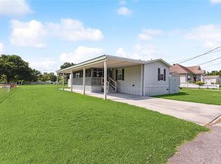 2211 Repose St, Violet, LA 70092