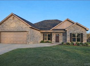 120 Trotters View Rd, Deatsville, AL 36022