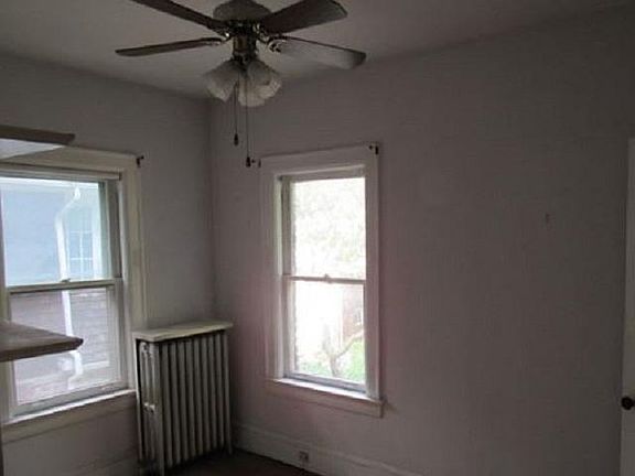 5th image of 353 Bratenahl Rd