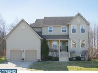 348 New Castle Ln, Logan Township, NJ 08085
