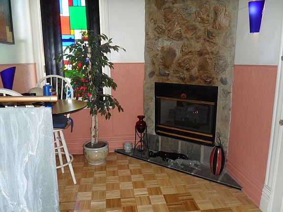5th image of 4622 N Damen Ave