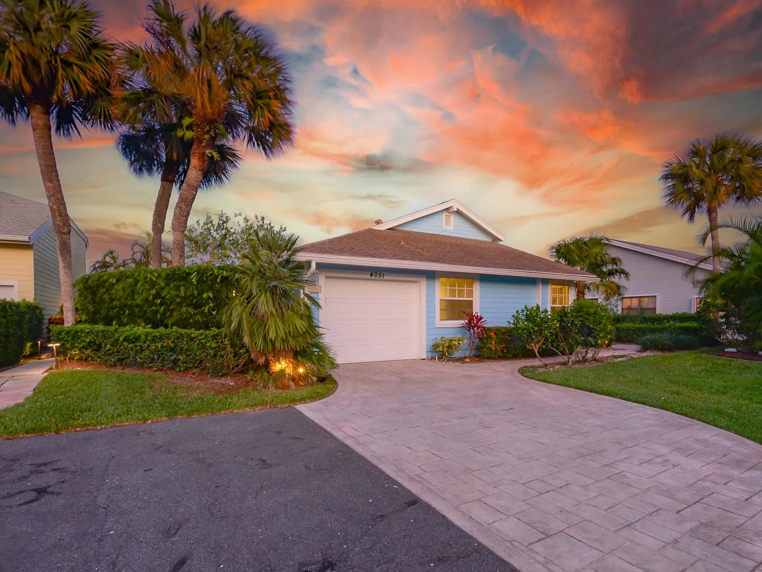 4051 NE Breakwater Dr — Photo 4