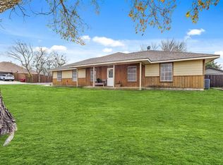 401 W Thomas St, Leonard, TX 75452