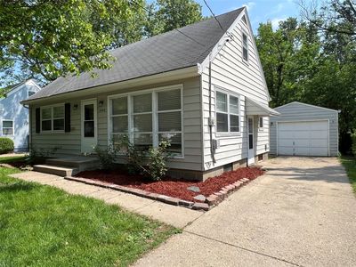 5040 Allison Ave, Des Moines, IA, 50310