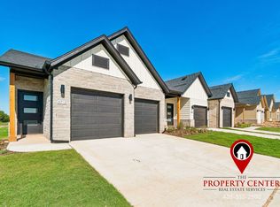 1132 Starlight Dr, Edmond, OK 73034