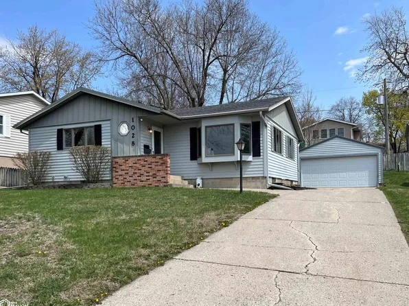 1028 Forest St, Carroll, IA 51401