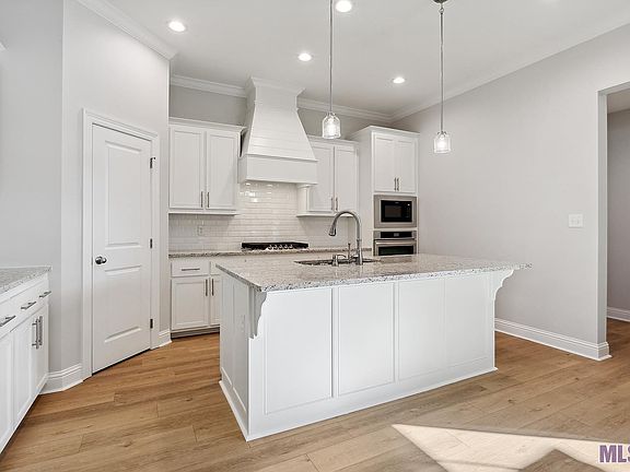 4th image of 36258 Belle Crique Ave