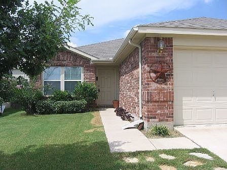 UPGRADED HOME READY FOR MOVE IN