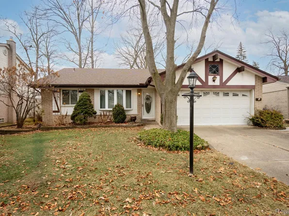 19430 Brandywine St, Riverview, MI 48193