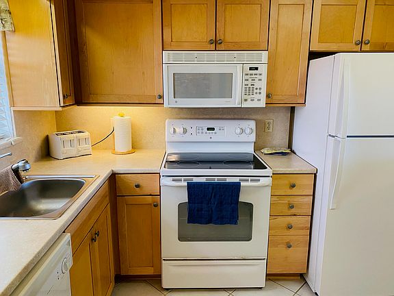 Home For Sale In Lucerne Pointe
