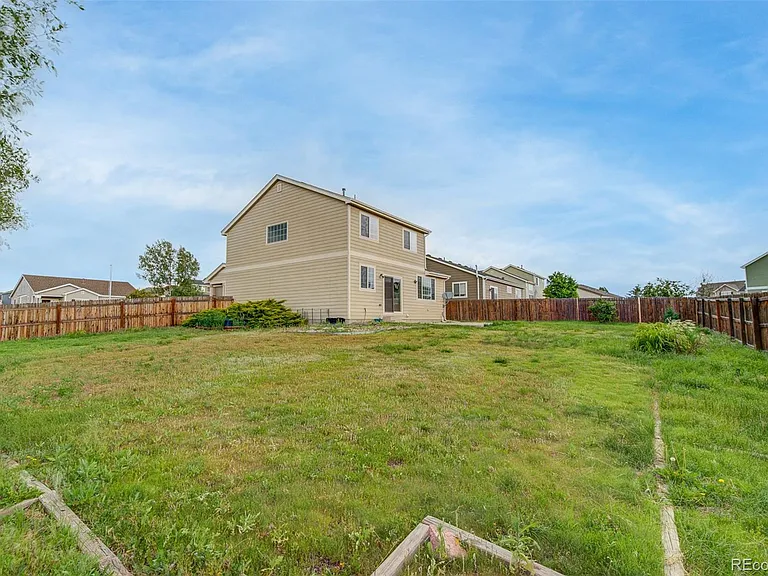 9141 Sunningdale Rd — Photo 8