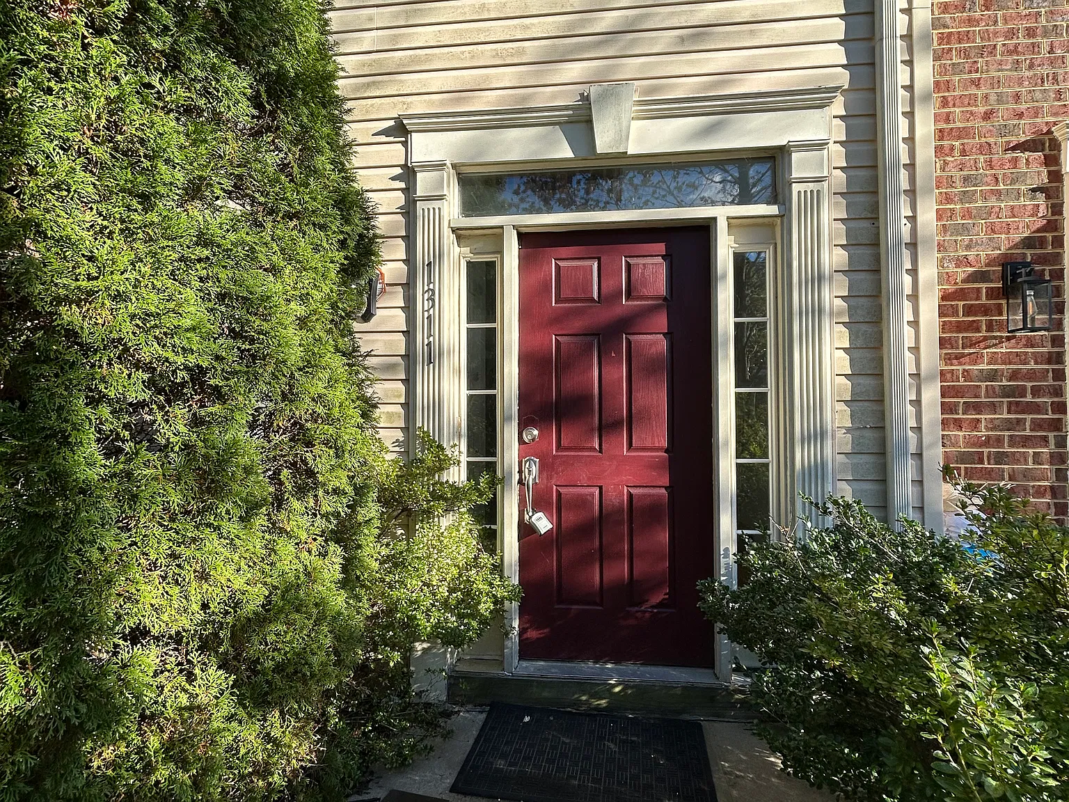 3 bed, 2.5 bath, 2166 sqft, $2,995 — Photo 2