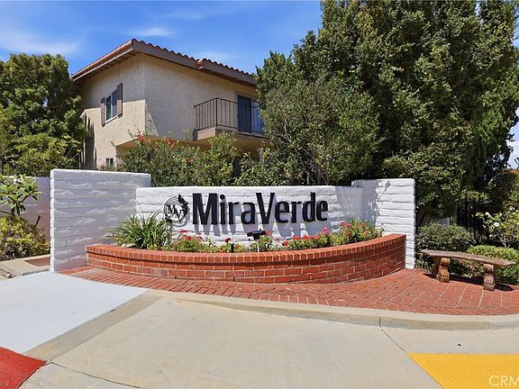 3rd image of 28301 Ridgefalls Ct