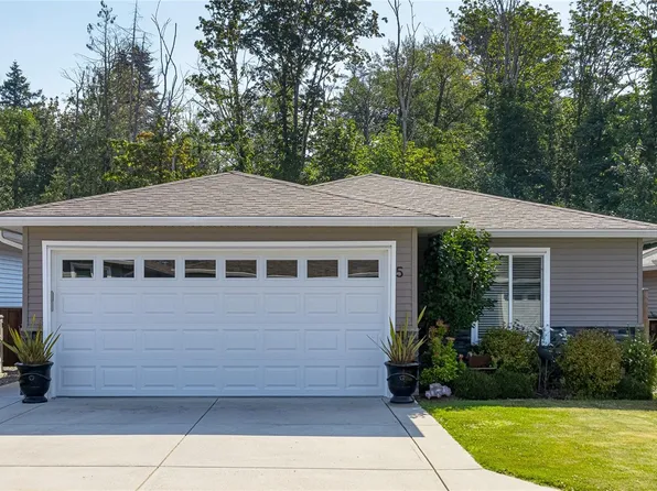 7586 Tetayut Rd #5, East Saanich 2, BC V8M 2E4