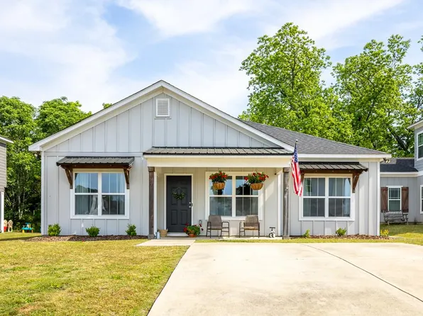 9 Gardner Way, Phenix City, AL 36869