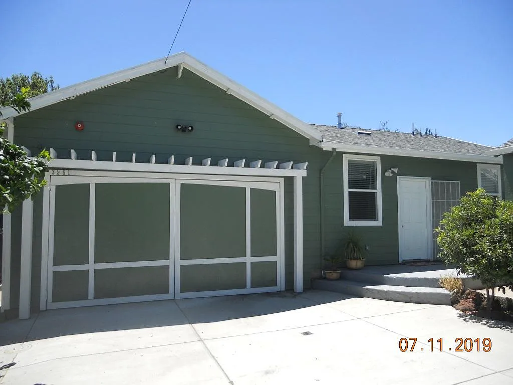 3961 Wilson Ave photo 1