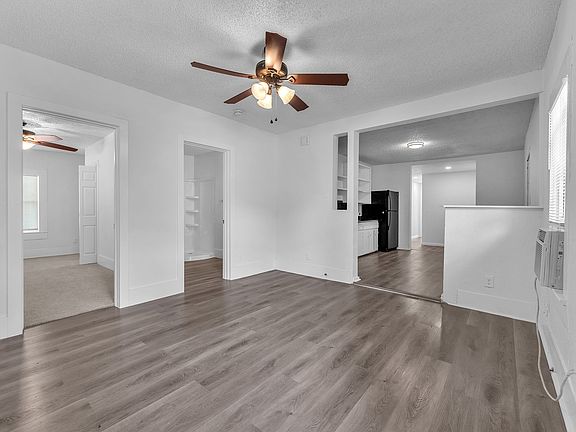 3rd image of 402 Ada St APT 1