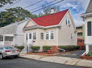 32 Bettinson Ave, Everett, MA 02149
