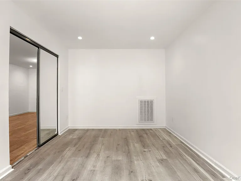 41 Rambling Brook Rd — Photo 12