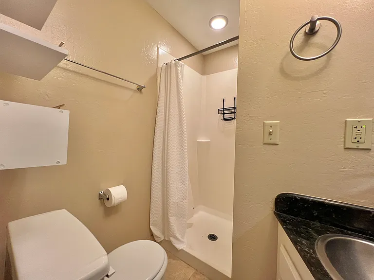 463 Sea Horse Dr — Photo 27
