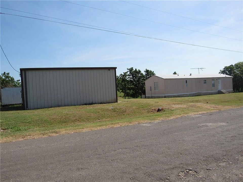 1st image of 8962 Eastview Dr