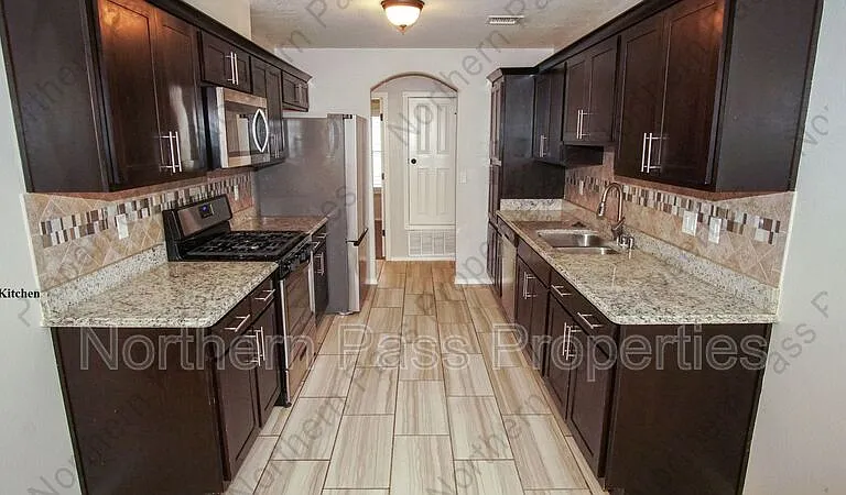 14816 Tierra Hvn — Photo 6