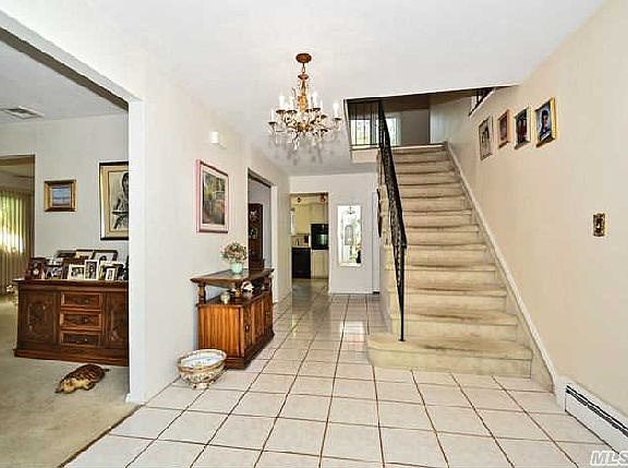 2nd image of 30 Oak Hill Ln