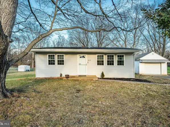 2117 Locust St, Upper Chichester, PA 19061