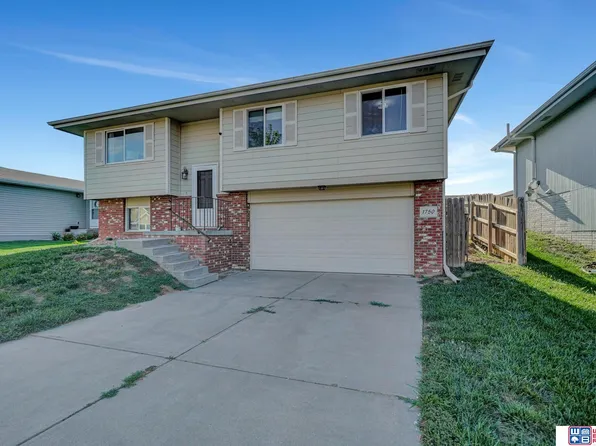 1750 SW Derek Ave, Lincoln, NE 68522