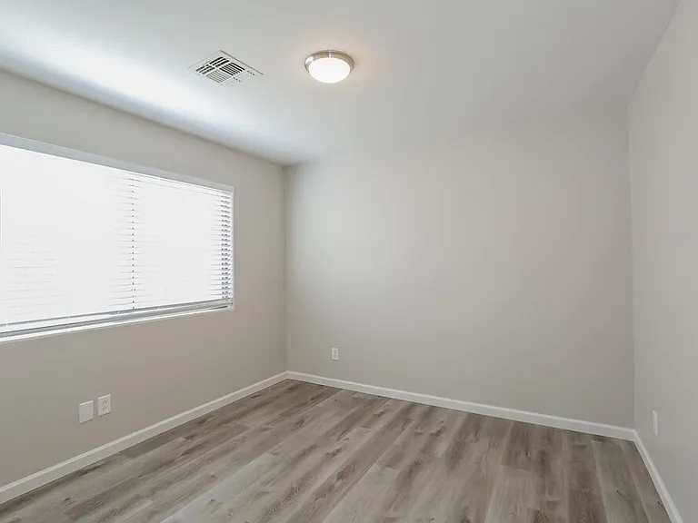 3733 W Dunbar Dr — Photo 14