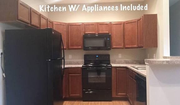 2nd image of 3066 Foxbridge Dr