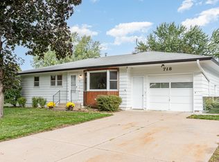 718 14th St W, Hastings, MN 55033