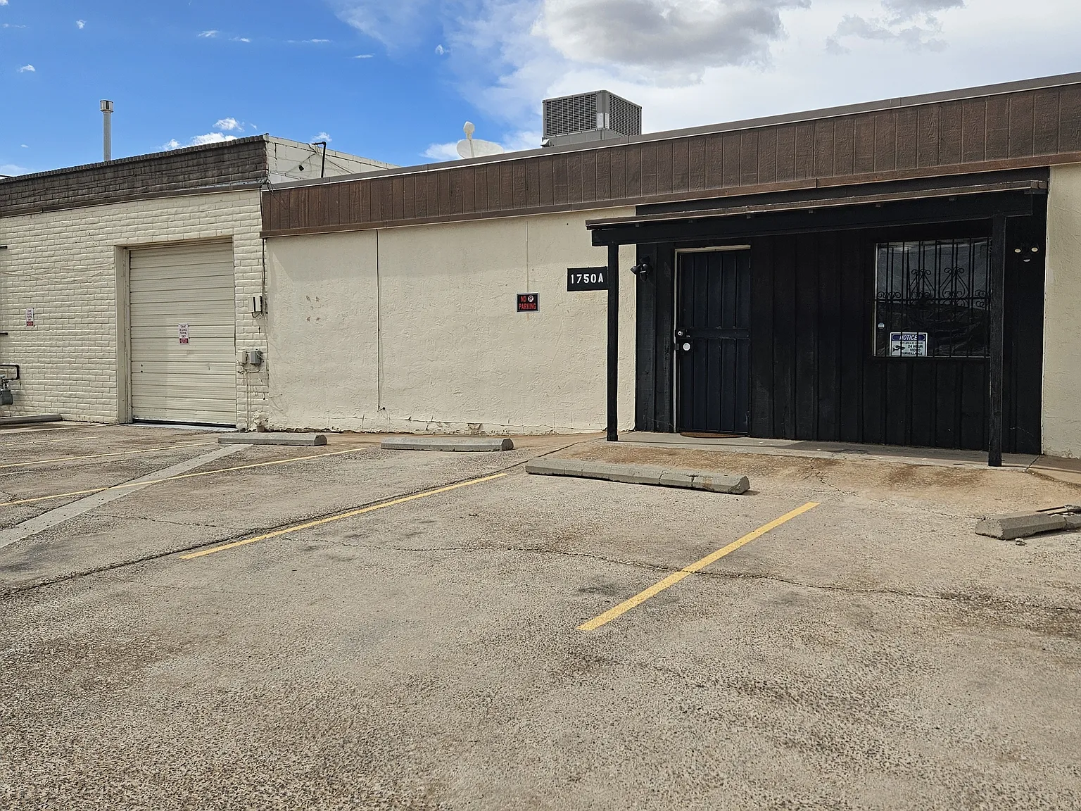 Hadley Warehouses - 1750 W Hadley Ave Suite A — Photo 1
