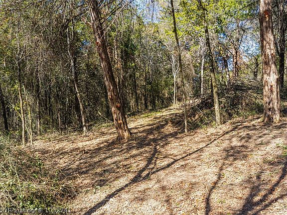 4th image of Mount Harmony Rd