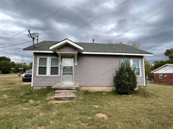 416 W Elm St