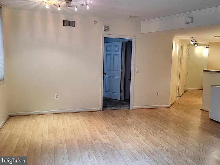 3830 9th St N #103W — Photo 9