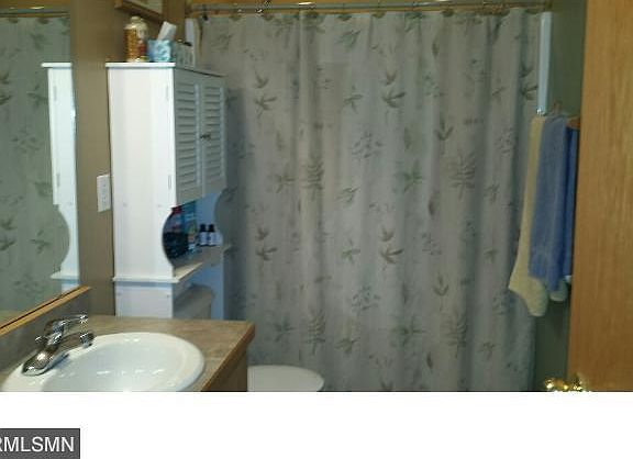 4th image of 937 189th Ave