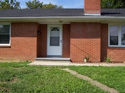 4th image of 110 Valley View Dr