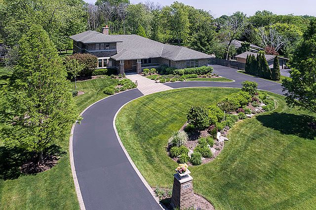 1st image of 2420 Forest Glen Trl