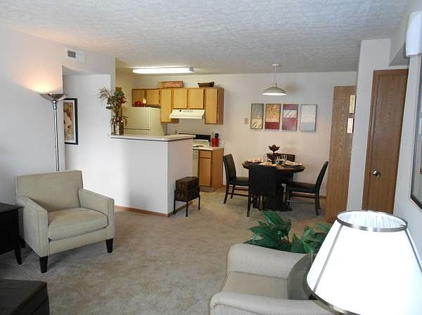1st image of 4406 Emerald Lakes Blvd