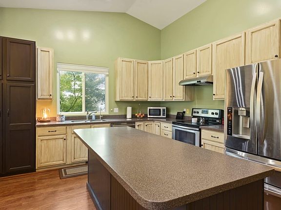 2nd image of 8826 S Rocky Creek Dr