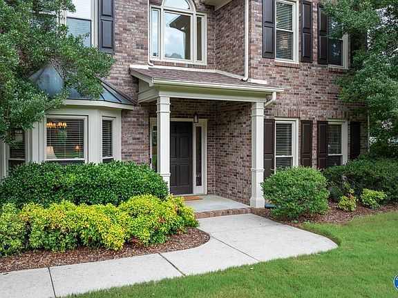 4th image of 603 Excel Cir SE