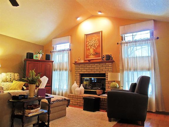 4th image of 507 E 8th Ave