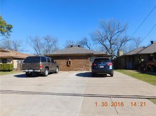611 N Oak St, Arlington, TX 76011