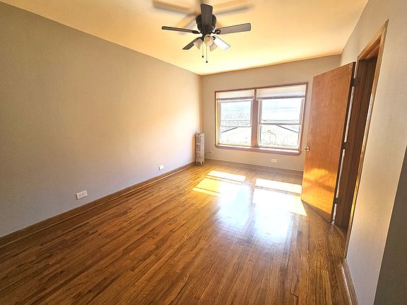 2nd image of 6900 N Ashland Ave #408