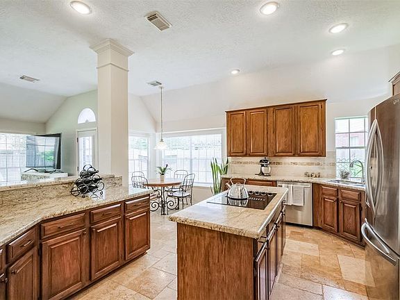 3rd image of 17218 Hamilwood Dr